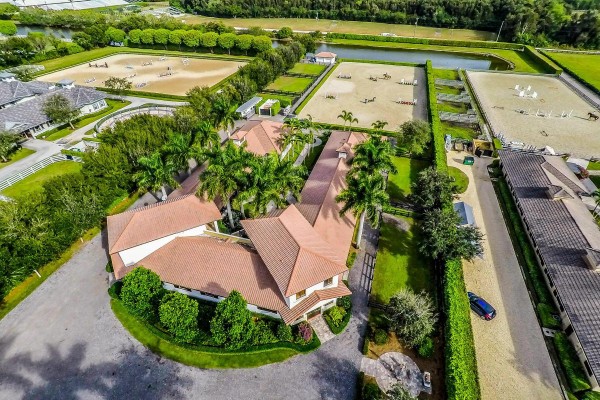 RESIDENTIAL FOR SALE IN WELLINGTON, FLORIDA